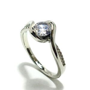 Cubic Zirconia Silver Tone Ring Size 7 Gemstone Simulated Diamond Engagement